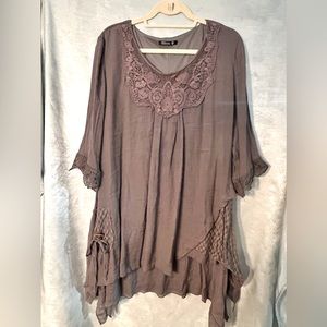 Adorn Tunic 2X Gauze Style